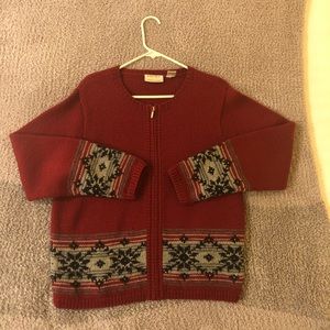 GET IT WHILE IT’S COLD!                                  APRÉ SKI RED SWEATER